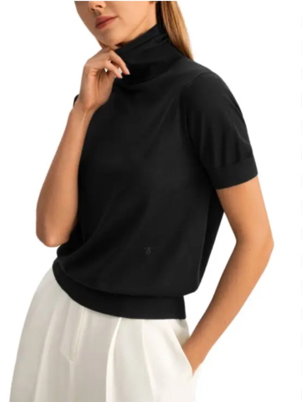 Fendi Black Short-Sleeve Turtleneck Sweater size Large